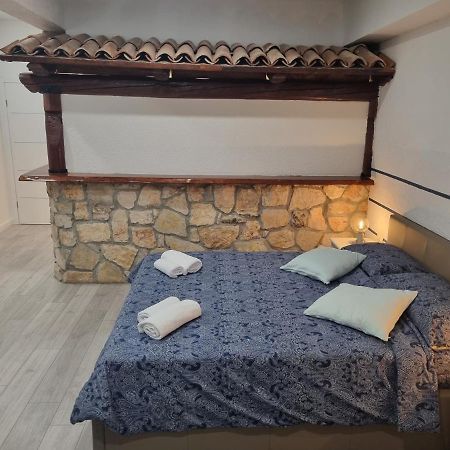 Rooms And Apartment Feral Rovinj Ngoại thất bức ảnh