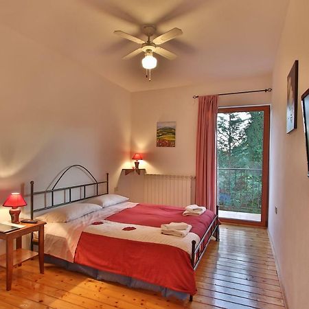 Rooms And Apartment Feral Rovinj Ngoại thất bức ảnh