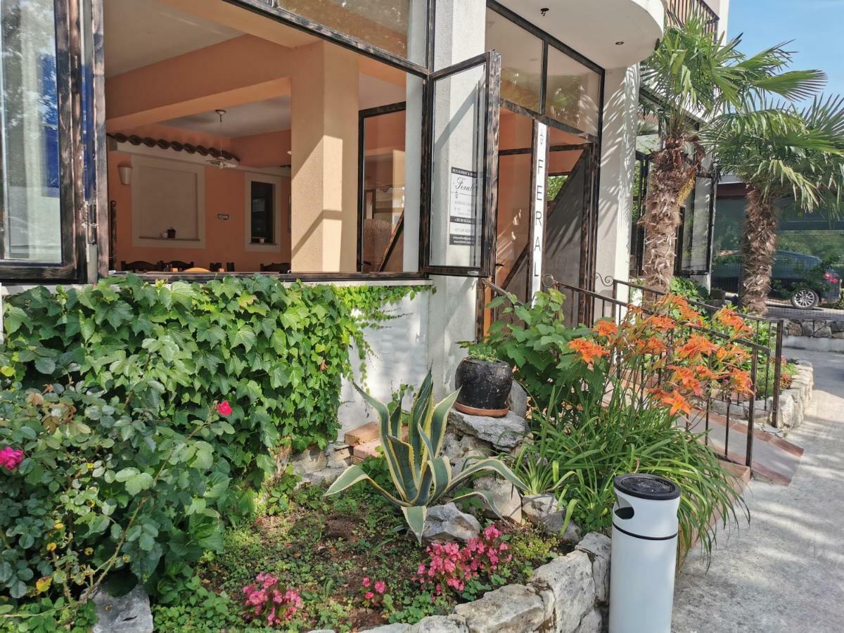 Rooms And Apartment Feral Rovinj Ngoại thất bức ảnh