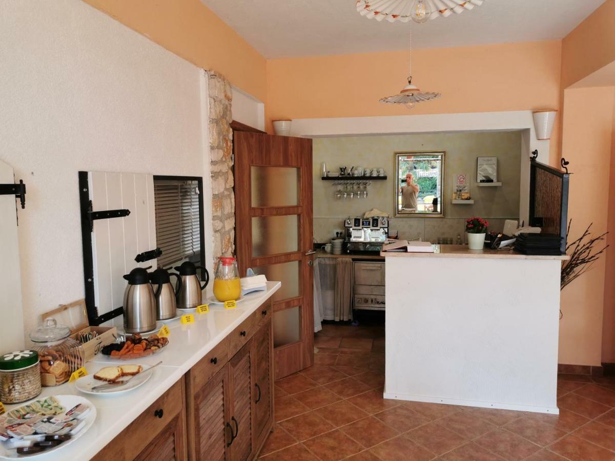 Rooms And Apartment Feral Rovinj Ngoại thất bức ảnh