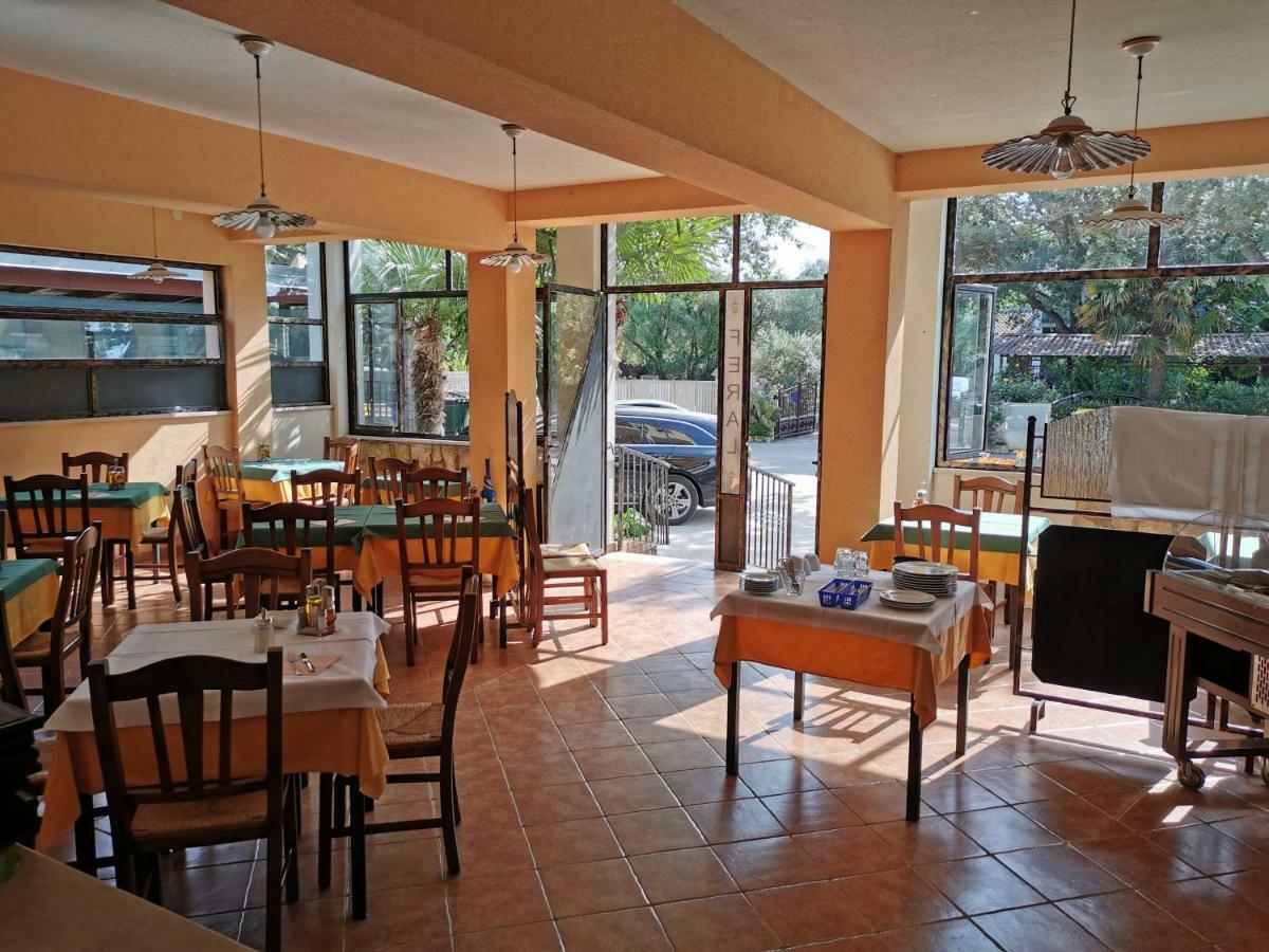 Rooms And Apartment Feral Rovinj Ngoại thất bức ảnh