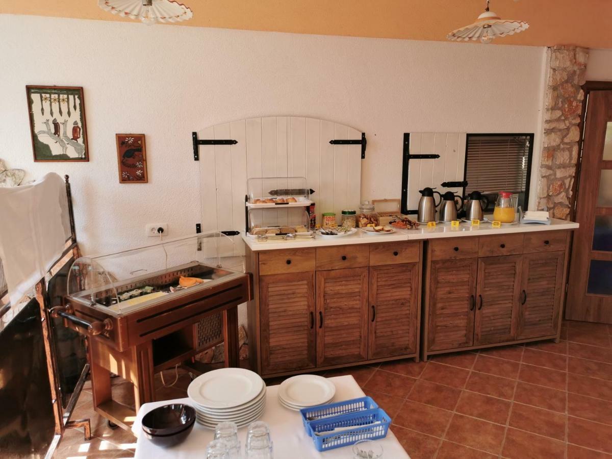 Rooms And Apartment Feral Rovinj Ngoại thất bức ảnh
